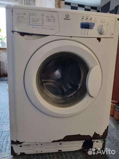 Стиральная машина indesit Wise 10 на запчасти