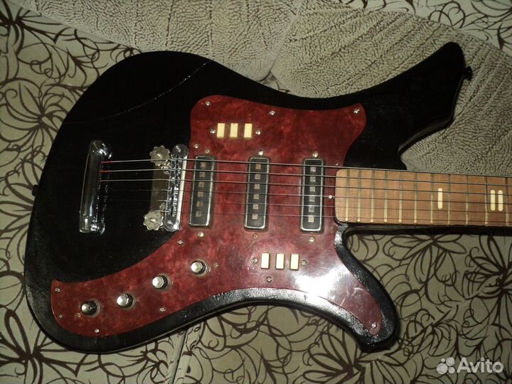 Электрогитара с комбиком