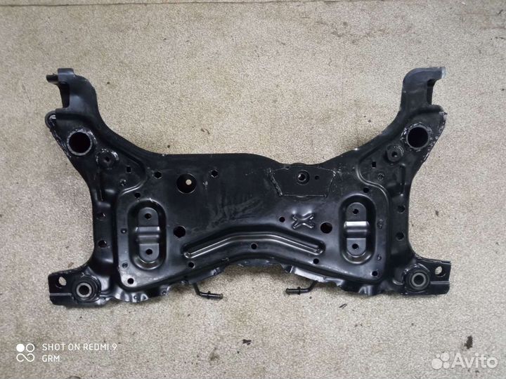 Балка передняя Ford Focus 1998-2004 и 2005-2009