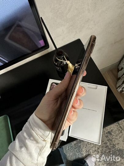 iPhone Xs Max, 256 ГБ