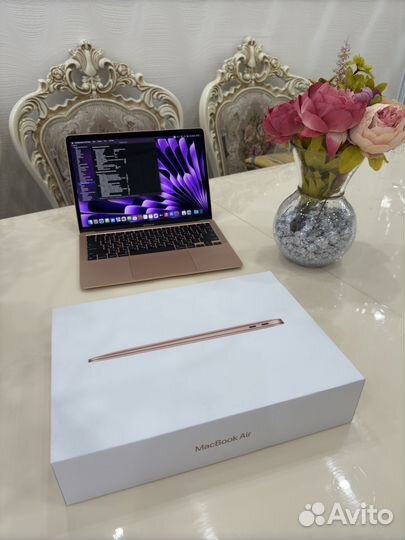 Apple macbook air 13 2020 m1