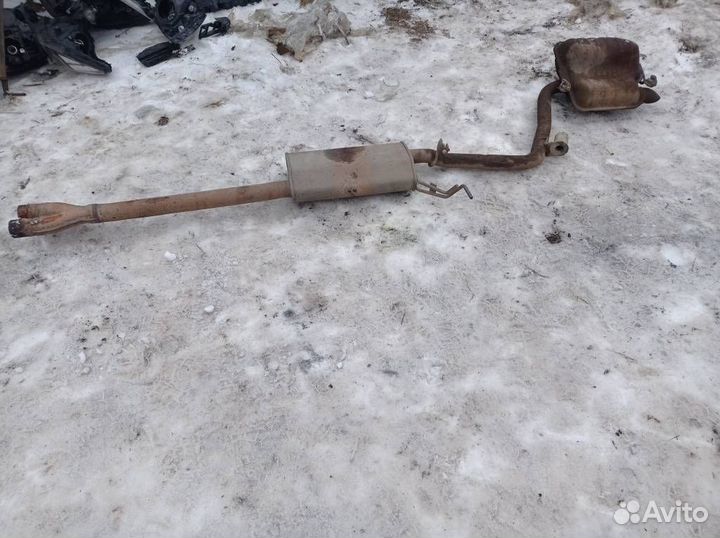 Задняя часть глушителя