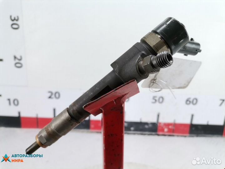 Форсунка Renault Scenic рест. 2003 8200606383