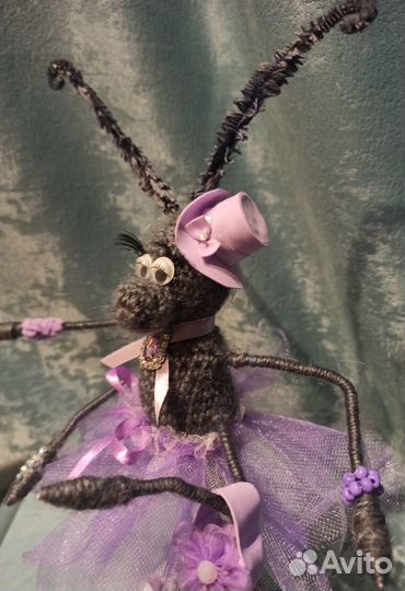 Сувениры подарки Тараканы вязаные