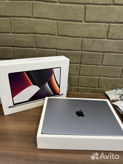 Macbook Pro 14 M1 16 512
