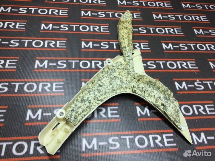 Обшивка стойки задняя левая Bmw 5-Series E60