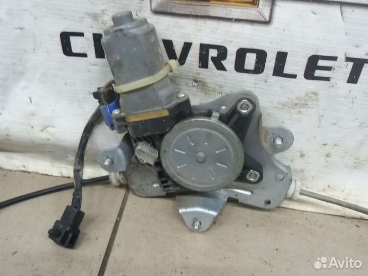 Стеклоподъемник задний левый Шевроле Каптива С100