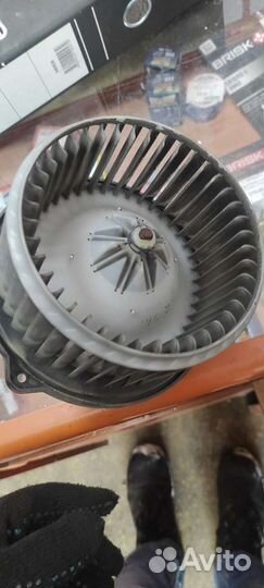 Мотор отопителя Toyota Corolla Fielder 121