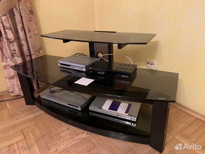 Тумба под телевизор бу стеклянная