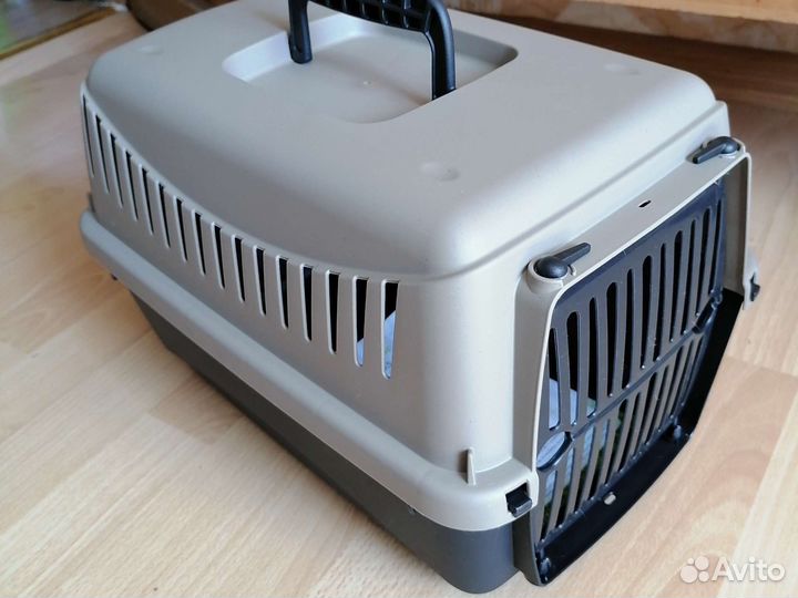 Большая переноска для собак и кошек до 10 кг