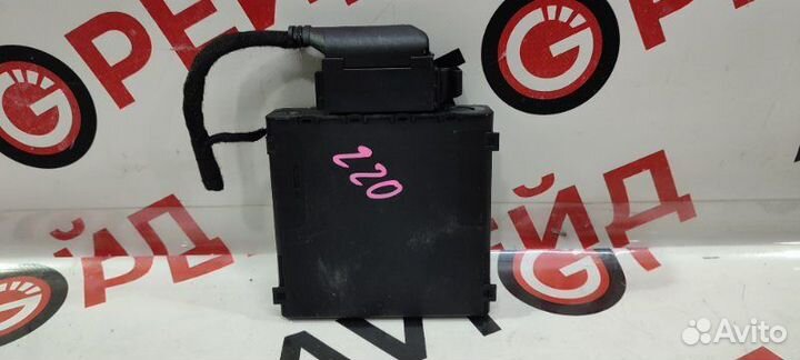 Стабилизатор напряжения Audi A6 4G chva 17.10.2011