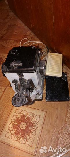 Скорняжная машина с бытовым двигателем