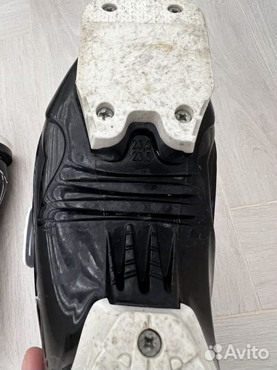 Горнолыжные ботинки женские 23.5 (37 рус)