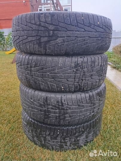Nokian Tyres Hakkapeliitta R 215/65 R16