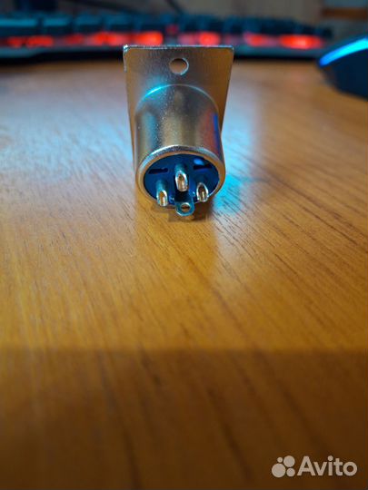 Разъем XLR 3P штекер металл на корпус