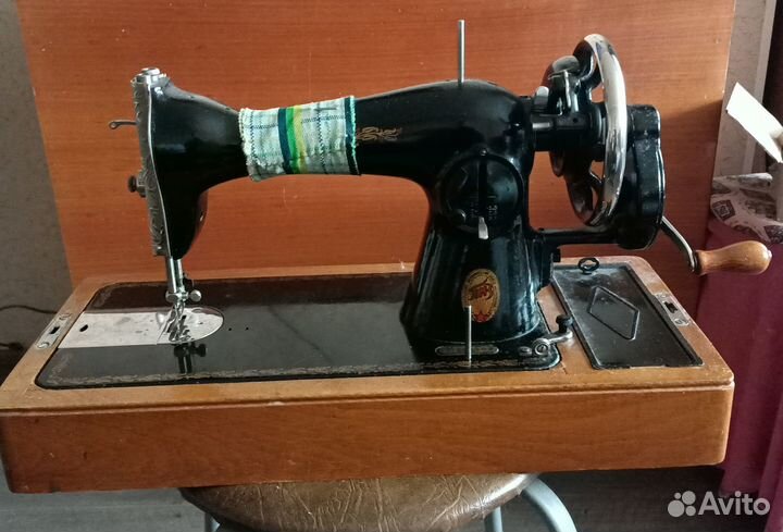Швейная машинка ручная пмз им. Калинина