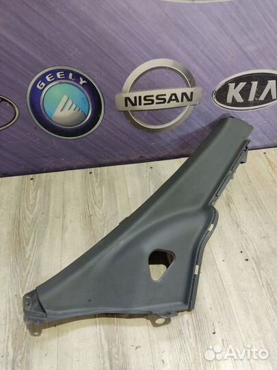 Обшивка Накладка задней стойки Kia RIO 2 Прав
