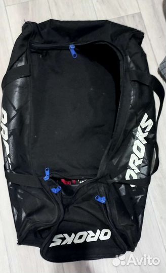 Хоккейные коньки, баул, шлем, шорты детские