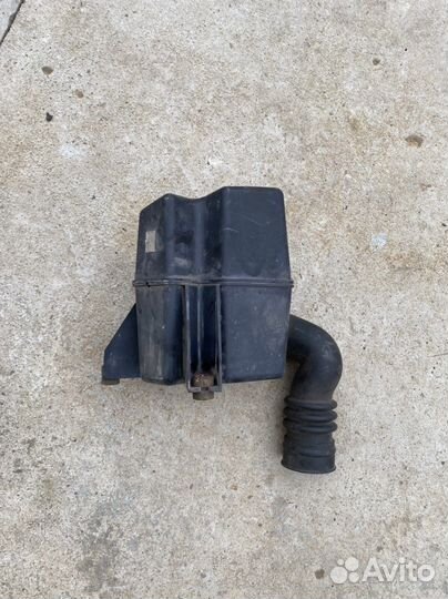 Корпус воздушного фильтра Land Rover freelander 1