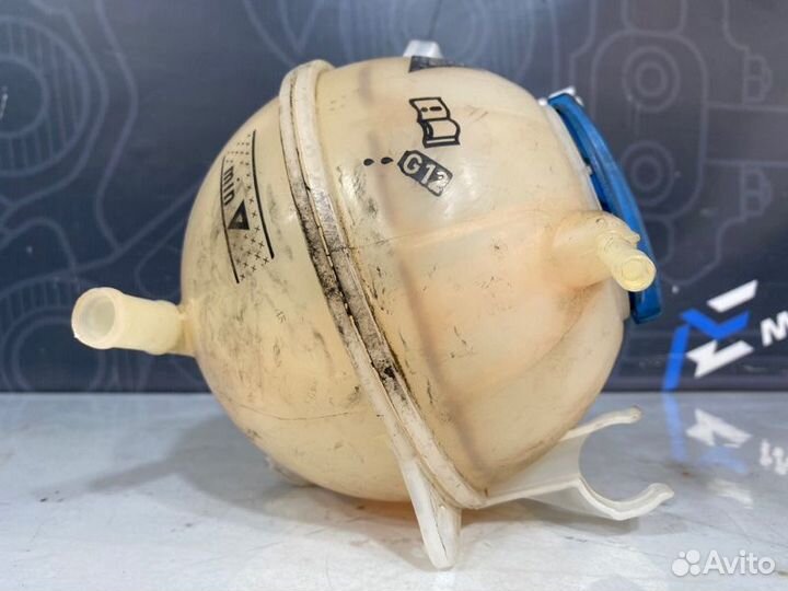 Бачок расширительный Volkswagen Passat Variant B6