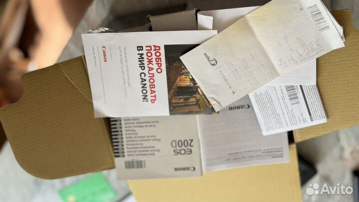 Canon 200d kit + допы + 2 объектива