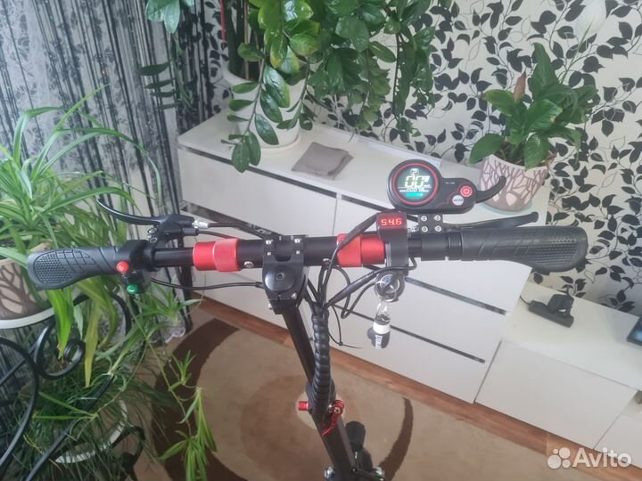 Электросамокат kugoо м4 pro бу 11ah почти новый