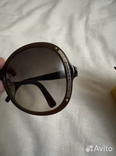 Солнечные очки fendi