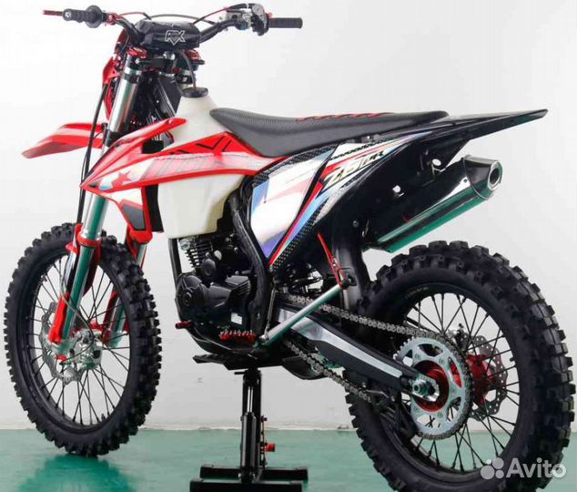 Мотоцикл racer Z6 PR