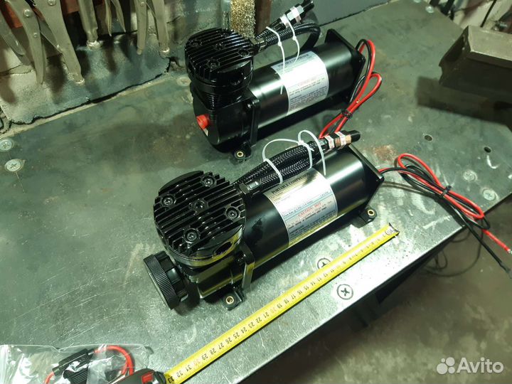 Воздушный компрессор для пневмоподвески