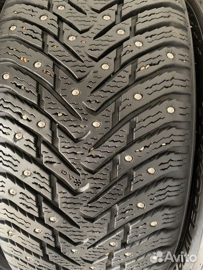 Nokian Tyres Hakkapeliitta 8 225/50 R17