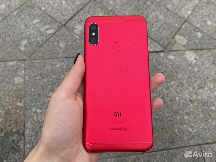 Телефон б/у Xiaomi Mi A2 Lite