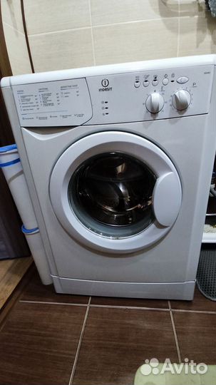 Стиральная машина indesit на запчасти или ремонт