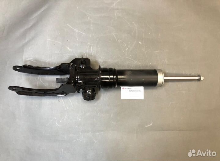 Передний левый амортизатор для Audi 7L8413031L