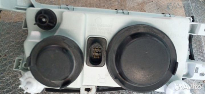 Фара передняя правая Skoda Octavia tour 1994-2000