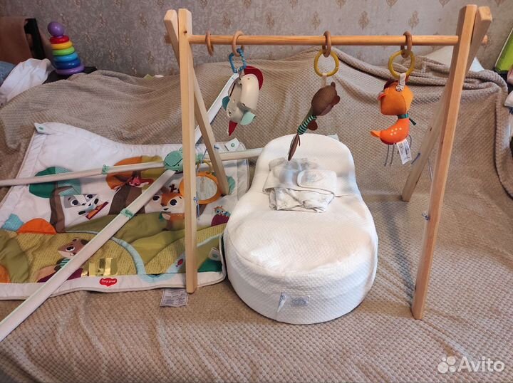 Развивающий коврик, кокон, стойка Монтессори