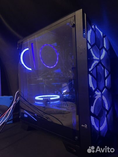 Корпус с вентиляторами