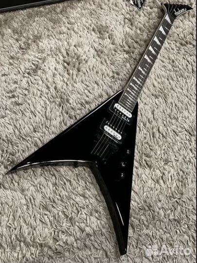 Jackson JS32T King V Gloss Black