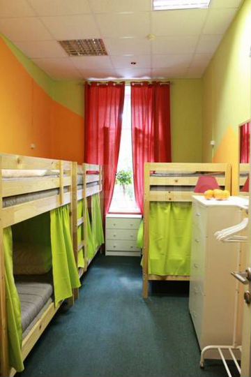 Комната 25 м², 1/2 эт.