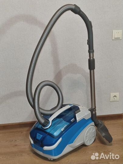 Продаю пылесос thomas sky xt aqua-box
