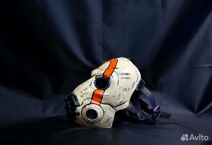 Маска психа из игры borderlands 3