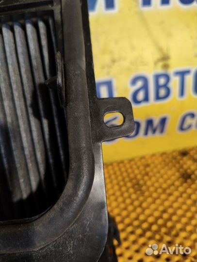 Корпус воздушного фильтра Citroen C3 Picasso