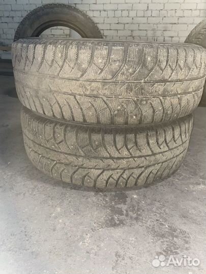 Bridgestone Ice Cruiser 7000 195/65 R15