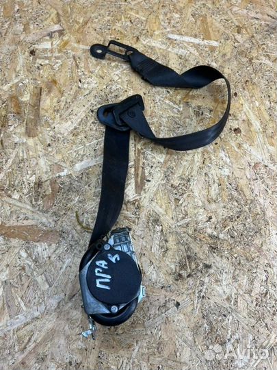 Ремень безопасности передний правый Peugeot 206