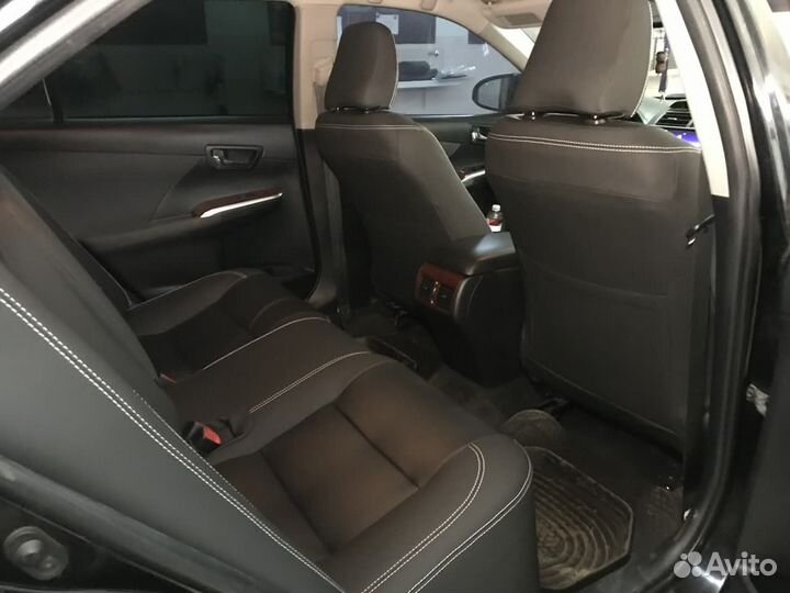 Чехлы на Toyota Camry 50