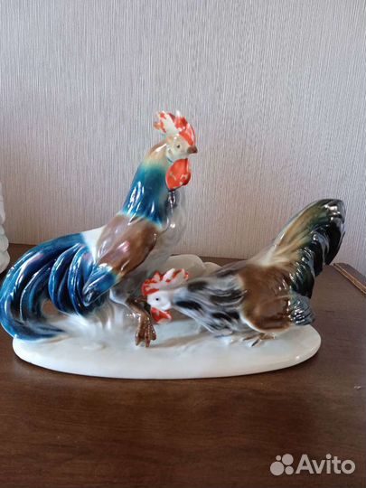 Фарфоровые статуэтки