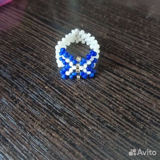 Кольцо из бисера