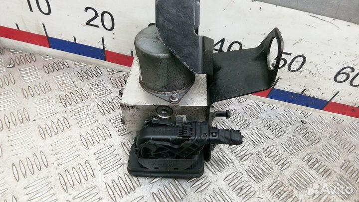 Блок ABS Mercedes-Benz M-Класс W166 2013