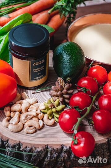 Сосновая пыльца сосны Крымской