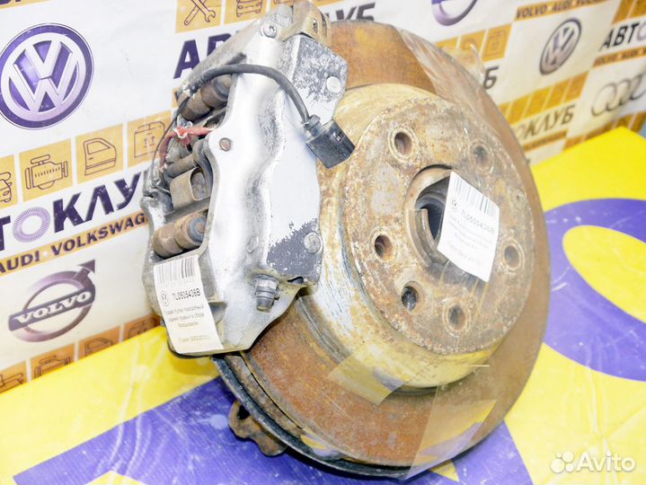 Кулак поворотный задний правый Фольксваген Туарег