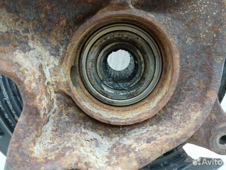 Кулак поворотный задний левый Hyundai Ix35